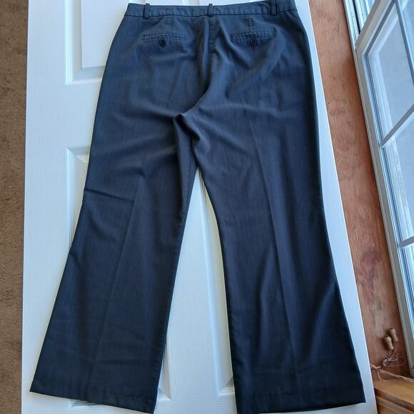 Worthington Modern Fit Pinstripe Slacks size 16 black straight leg real pockets - Picture 3 of 16